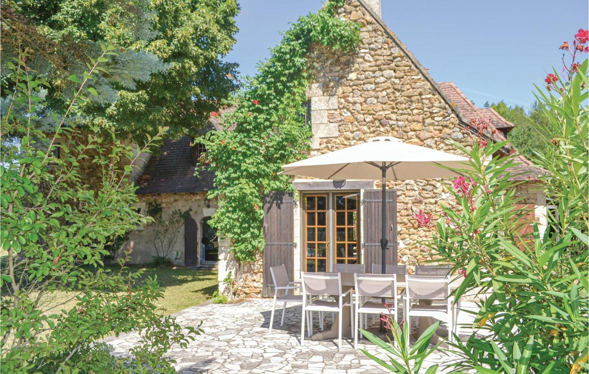 Awesome Home In Campsegret Εξωτερικό φωτογραφία
